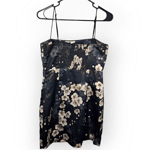 Urban Outfitters Packer Notched Mini Dress in Metallic Floral size Medium - Picture 5 of 10